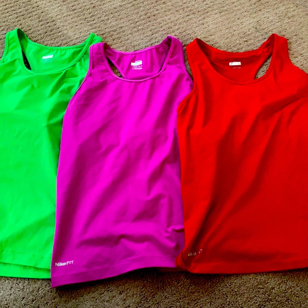 Like new Nike fit jog tops